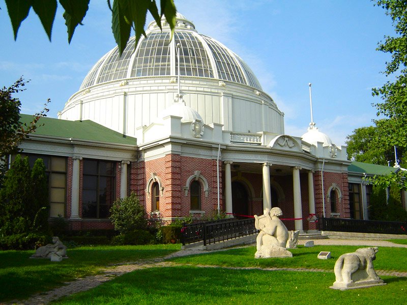 The Horticulture Building on the Exhibition Place grounds — the neighbourhood I walked through before every seating.